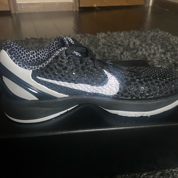 Kobe 6 Protro mambacita ,Size 9.5 ,Great condition,A couple scratches,on sale - Picture 9 of 10